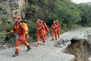 ?身体完爆？国足平均体重比塔吉克多12斤+比对手高4cm